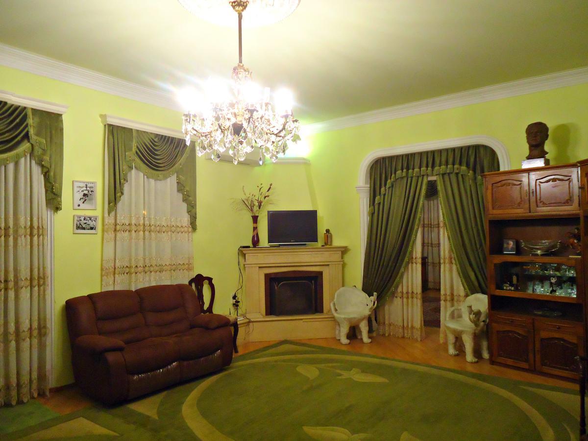 Albatros Bed & Breakfast Tbilisi Exterior foto