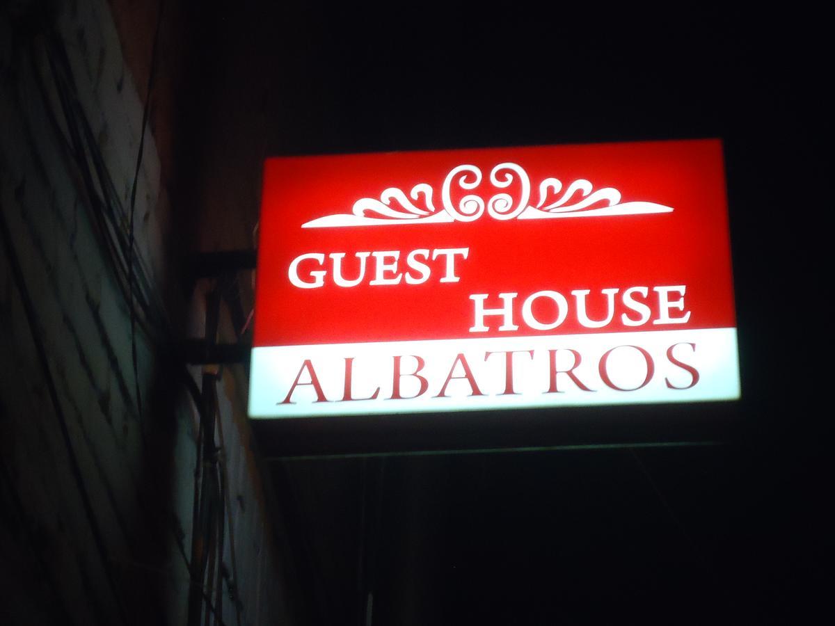 Albatros Bed & Breakfast Tbilisi Exterior foto
